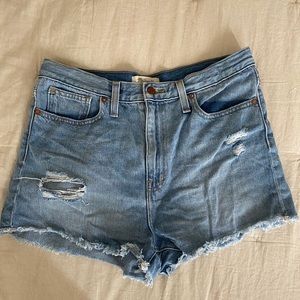 Madewell size 29 “Mom” Jeanshorts